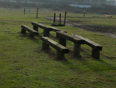 Sitzgelegenheiten